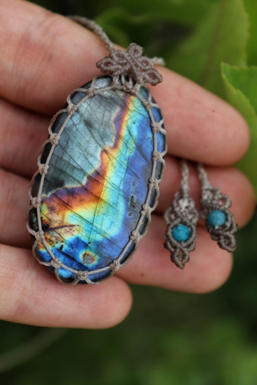 Rainbow LABRADORITE pendant