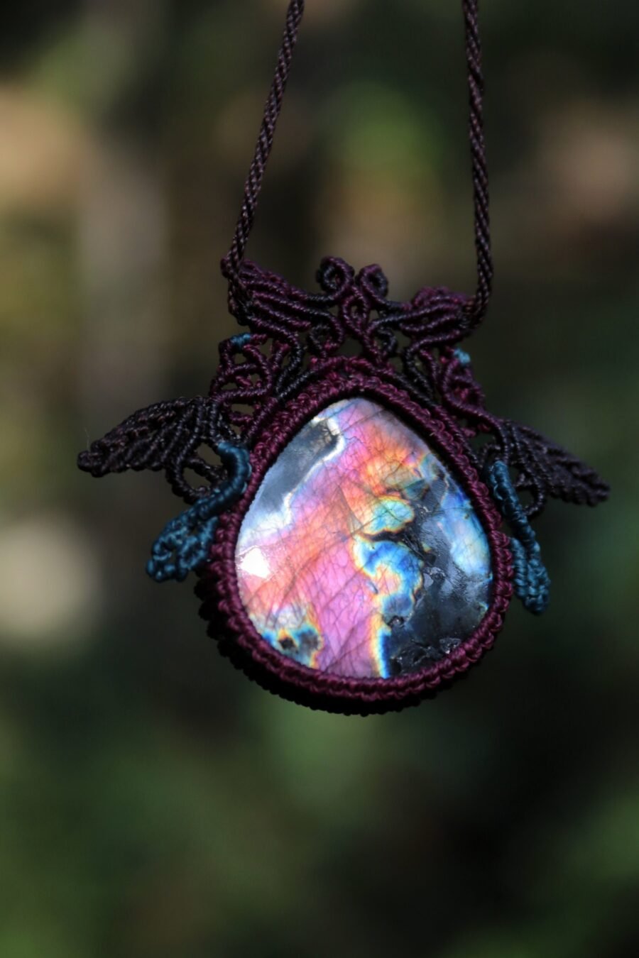 Galactic purple SPECTROLITE necklace with apatite