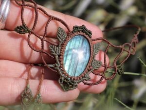 ELOWEN’S GARDEN ~ Green LABRADORITE choker